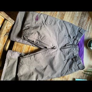 North Face Hyvent women’s slate Gray snow pants